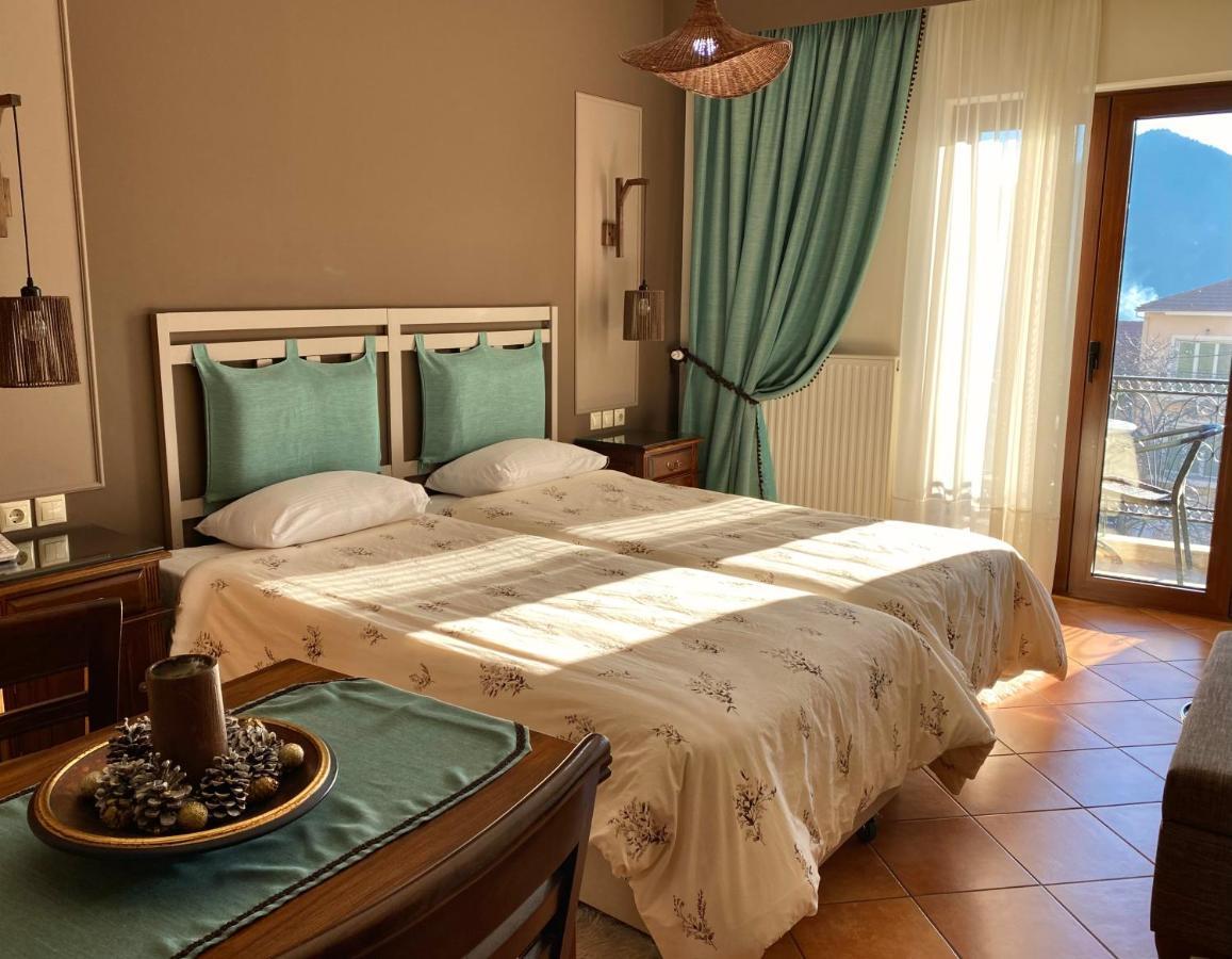 Marianna's Home Accommodation Karpenísion Esterno foto